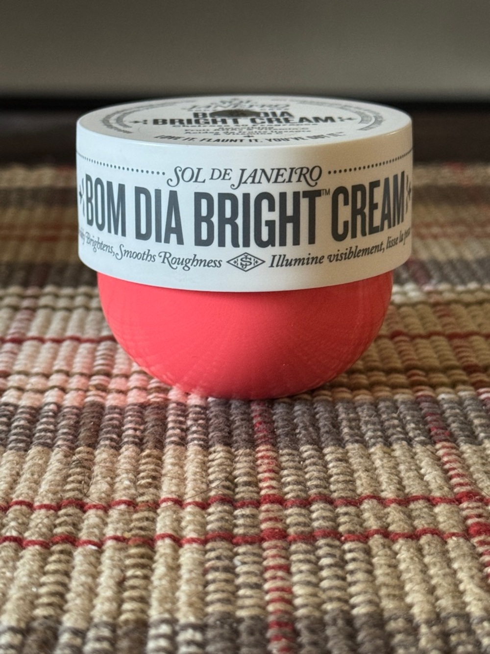 Sol de Janeiro Bom Dia Bright Cream - Coral Pink and White